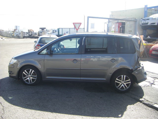 VOLKSWAGEN TOORAN 1.9 TDI 105CV