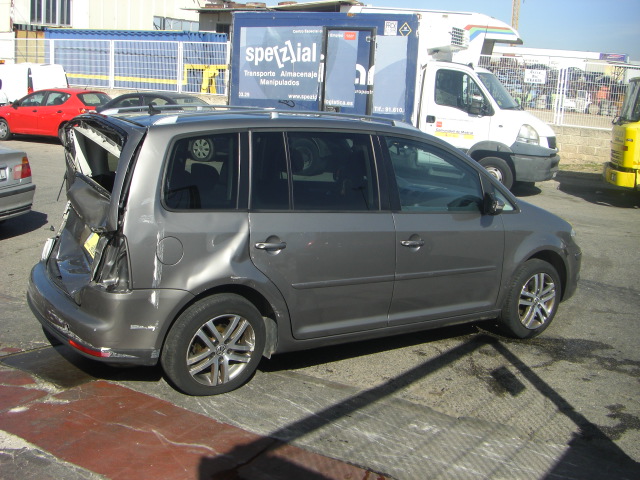 VOLKSWAGEN TOORAN 1.9 TDI 105CV