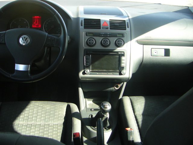 VOLKSWAGEN TOORAN 1.9 TDI 105CV