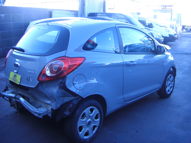 FORD KA 1.2 i 70CV