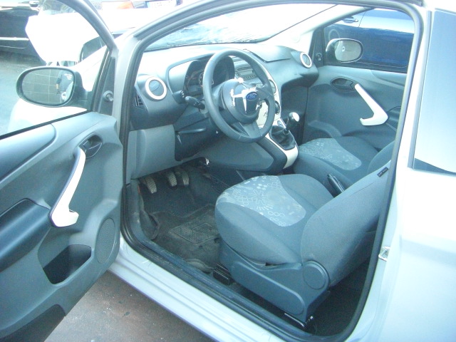 FORD KA 1.2 i 70CV