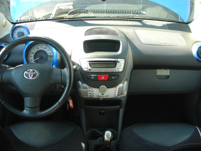 TOYOTA AYGO 1.0 i 68CV