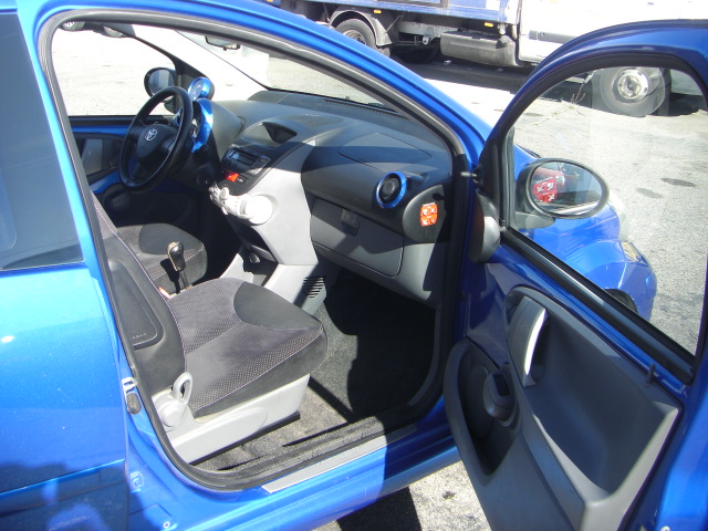 TOYOTA AYGO 1.0 i 68CV