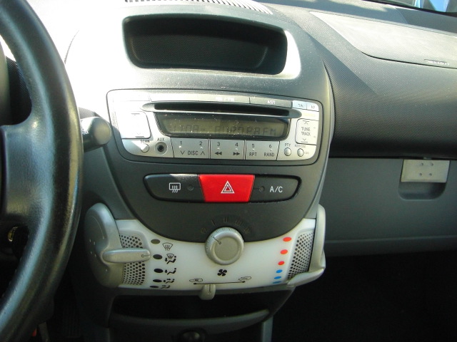 TOYOTA AYGO 1.0 i 68CV