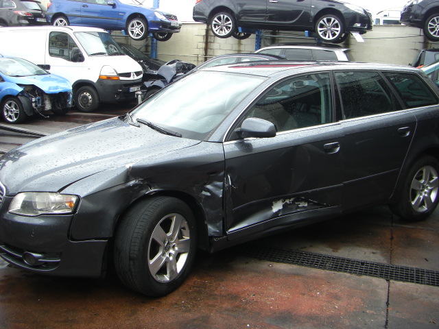 AUDI A4 AVANT 2.7 TDI 180CV