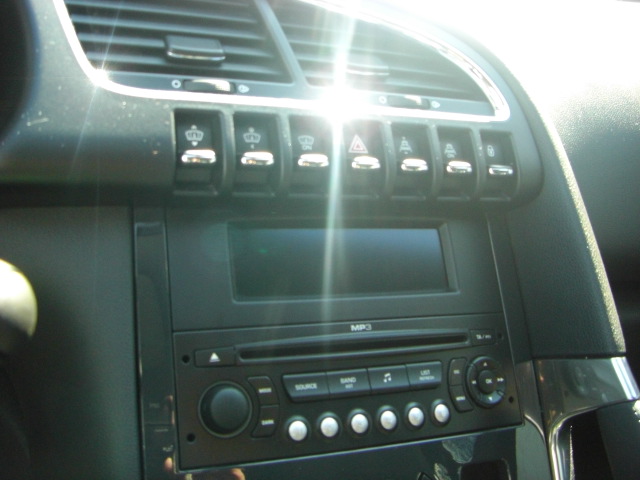 PEUGEOT 3008 1.6 HDI 110CV