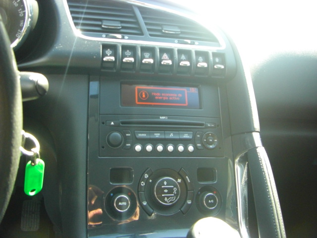 PEUGEOT 3008 1.6 HDI 110CV