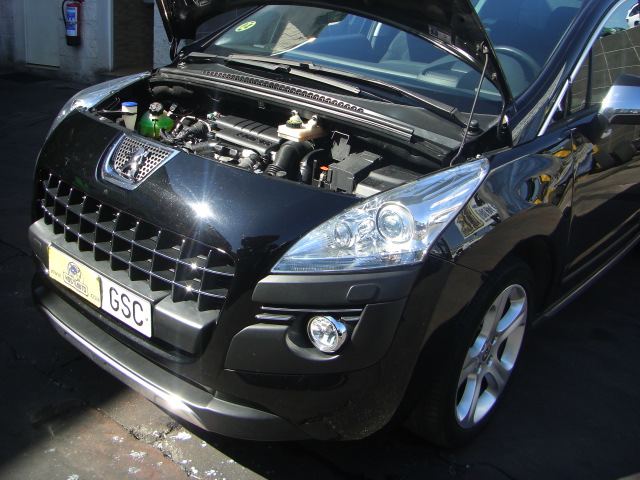 PEUGEOT 3008 1.6 HDI 110CV