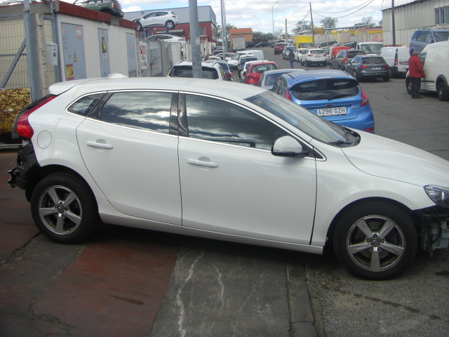 VOLVO V40 1.6 D 115CV
