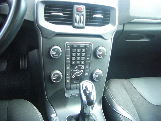 VOLVO V40 1.6 D 115CV