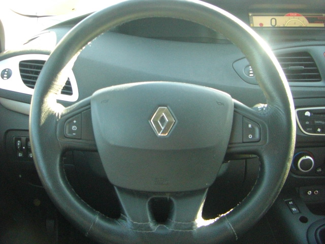 RENAULT GRAND SCENIC 1.5 DCI 110CV