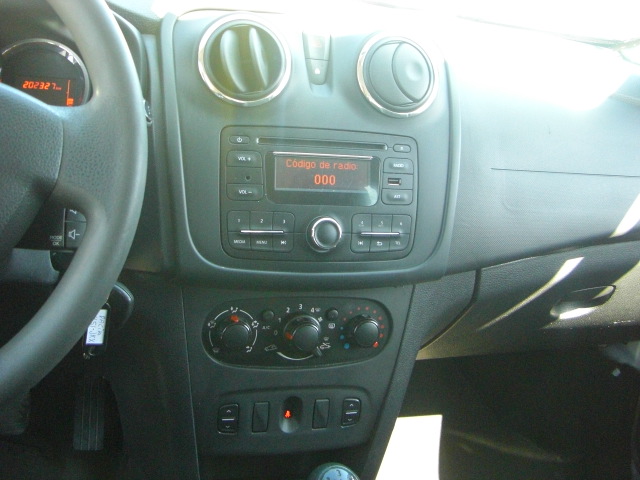 DACIA SANDERO 1.5 DCI 75CV