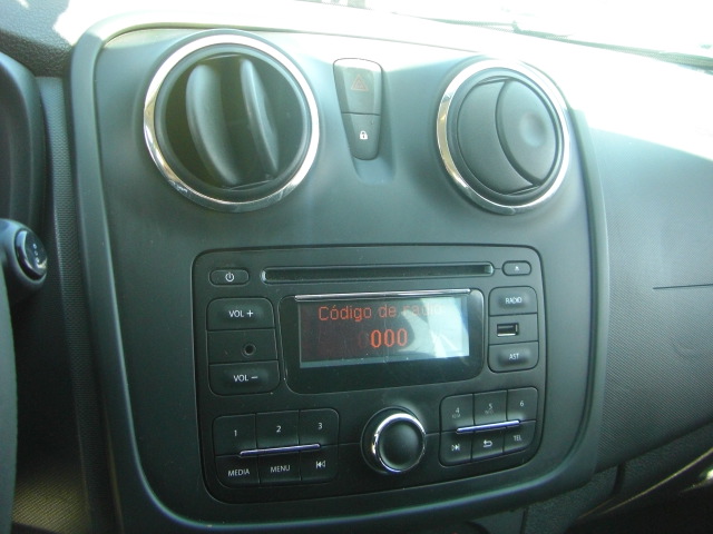 DACIA SANDERO 1.5 DCI 75CV