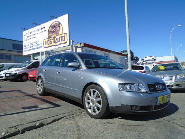 AUDI A4 AVANT 2.5 TDI SLINE 180CV QUATTRO DSG