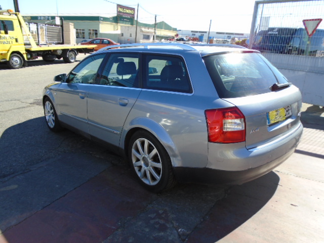 AUDI A4 AVANT 2.5 TDI SLINE 180CV QUATTRO DSG