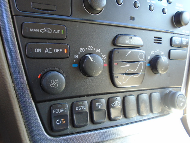 VOLVO XC 70 COUNTRY 2.4 D 163CV AUTOMATICO