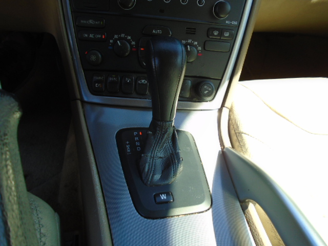 VOLVO XC 70 COUNTRY 2.4 D 163CV AUTOMATICO