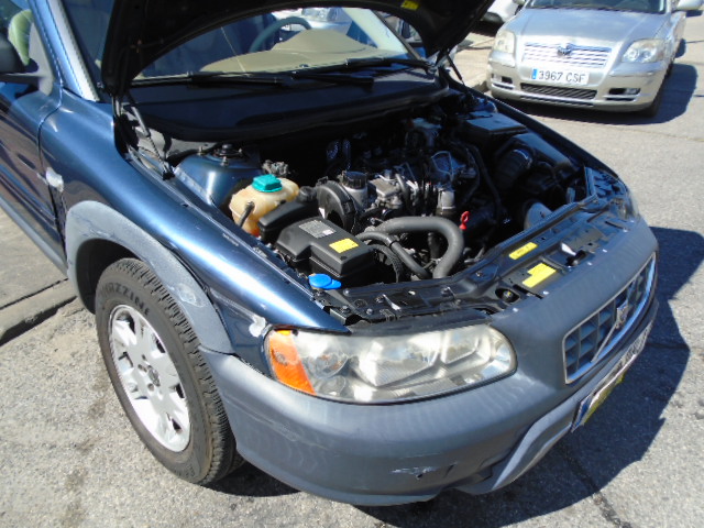 VOLVO XC 70 COUNTRY 2.4 D 163CV AUTOMATICO