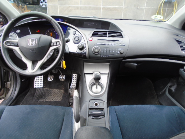 HONDA CIVIC 1.8 I-VTEC 140CV EXECUTIVE