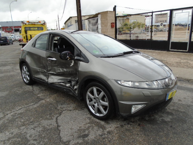 HONDA CIVIC 1.8 I-VTEC 140CV EXECUTIVE