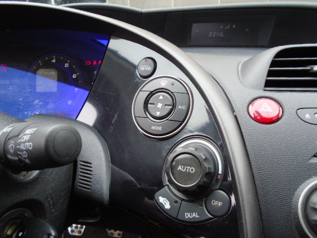 HONDA CIVIC 1.8 I-VTEC 140CV EXECUTIVE