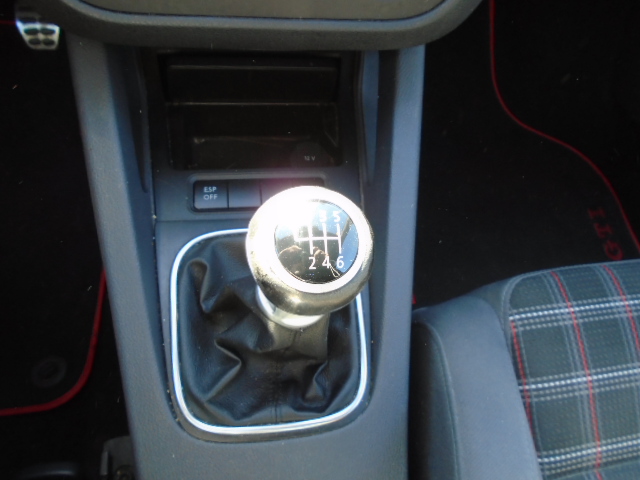 VOLKSWAGEN GOLF GTI 2.0 T-FSI 200CV