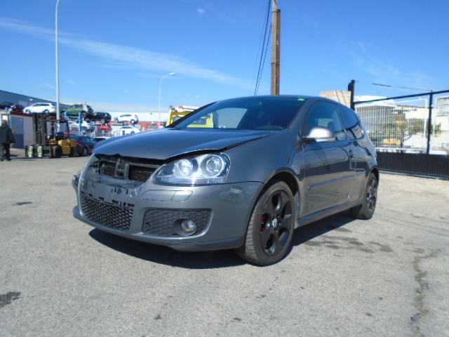 VOLKSWAGEN GOLF GTI 2.0 T-FSI 200CV