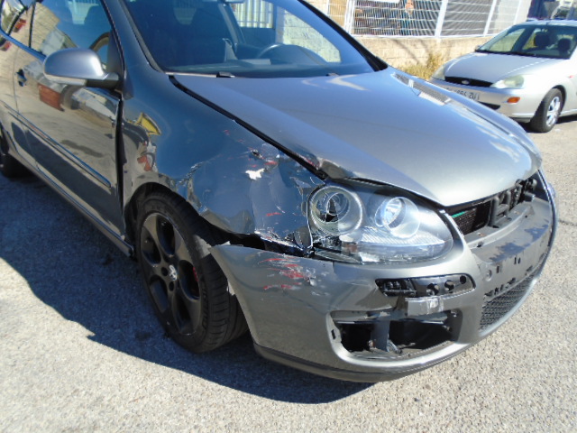 VOLKSWAGEN GOLF GTI 2.0 T-FSI 200CV