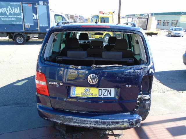VOLKSWAGEN TOURAN 2.0 TDI 140CV 7 PLAZAS