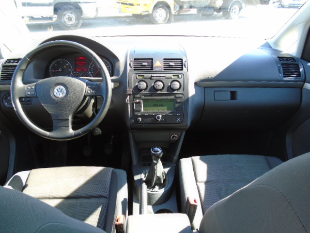 VOLKSWAGEN TOURAN 2.0 TDI 140CV 7 PLAZAS