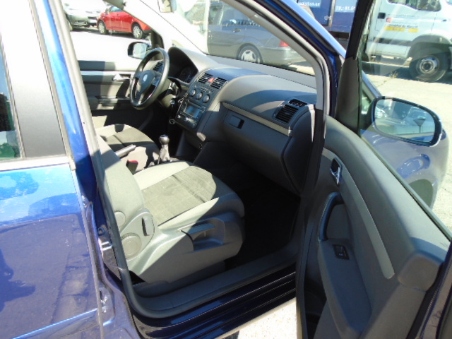 VOLKSWAGEN TOURAN 2.0 TDI 140CV 7 PLAZAS