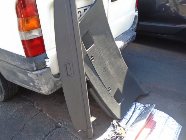 VOLKSWAGEN TOURAN 2.0 TDI 140CV 7 PLAZAS