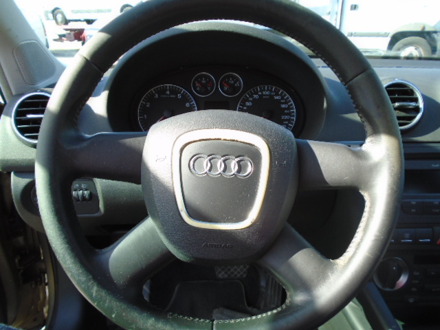 AUDI A3 1.6 I AUTOMATICO 102CV