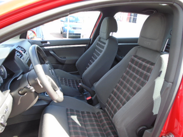 VOLKSWAGEN GOLF V GTI 2.0 FSI 200CV DSG