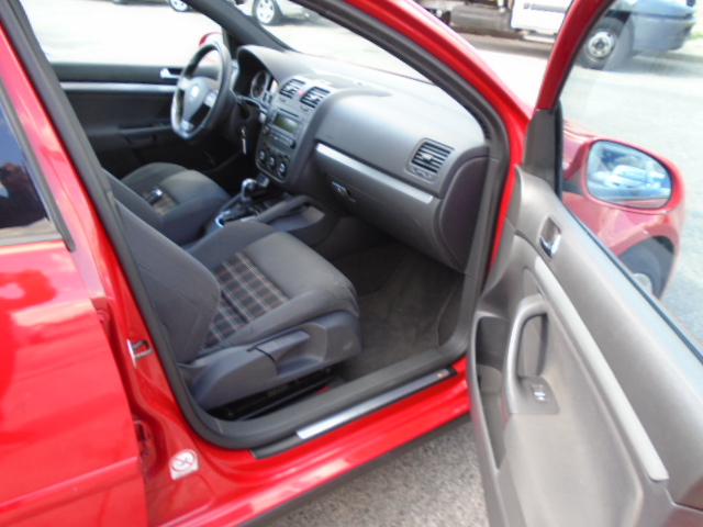 VOLKSWAGEN GOLF V GTI 2.0 FSI 200CV DSG