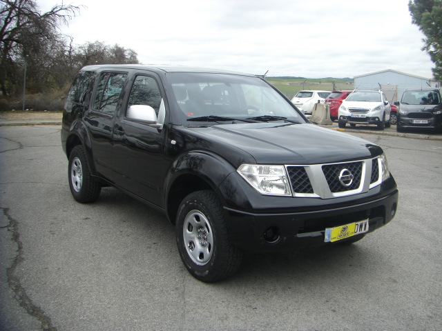 NISSAN PATHFINDER 2.5 D 175CV 4X4 7 PLAZAS