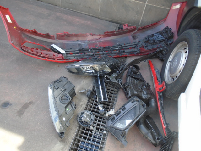 VOLKSWAGEN POLO 1.0 TSI 95CV