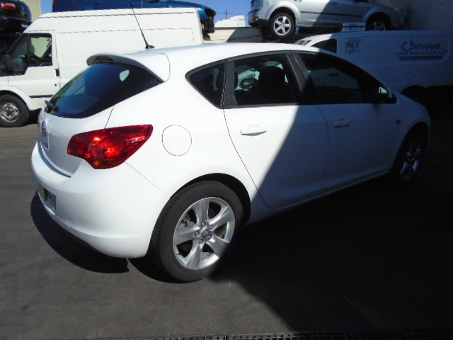 OPEL ASTRA 1.7 TDCI 110CV