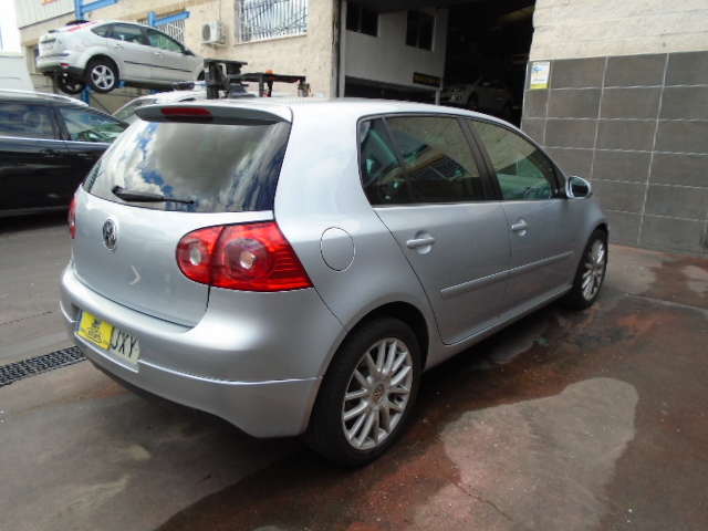 VOLKSWAGEN GOLF GT 1.4 FSI 170CV