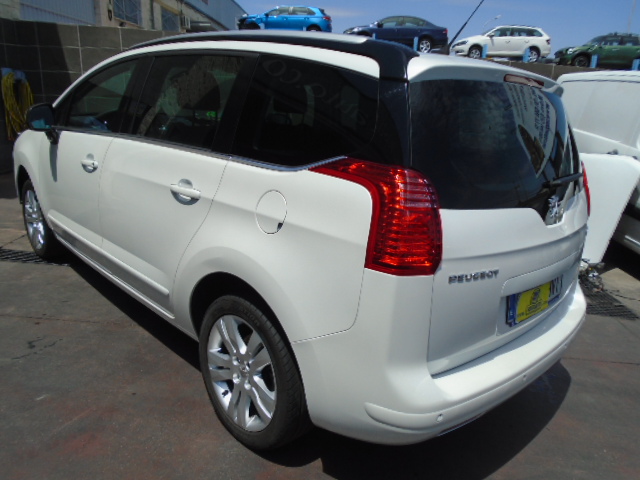 PEUGEOT 5008 ALLURE 1.6 HDI 115CV 7 PLAZAS