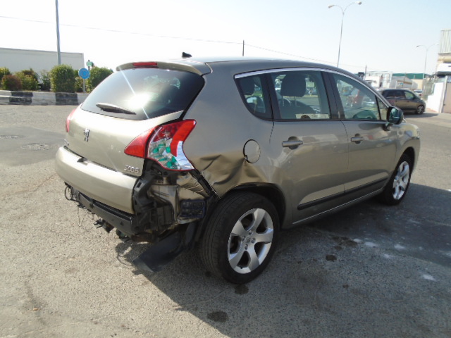 PEUGEOT 3008 PREMIUM 1.6 HDI 110CV