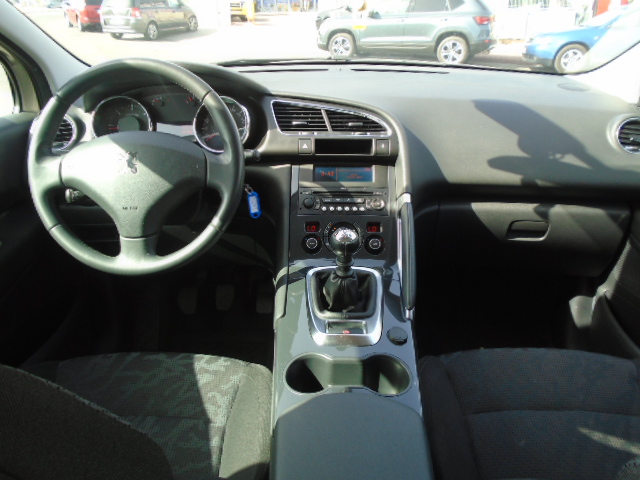 PEUGEOT 3008 PREMIUM 1.6 HDI 110CV