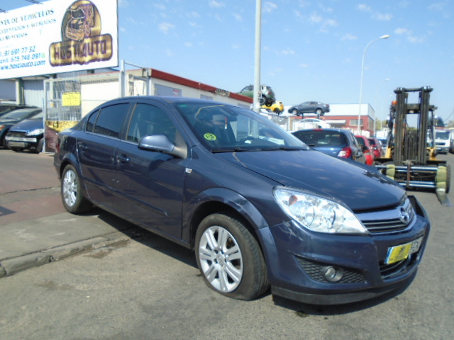 OPEL ASTRA SEDAN 1.7 CDTI 110CV