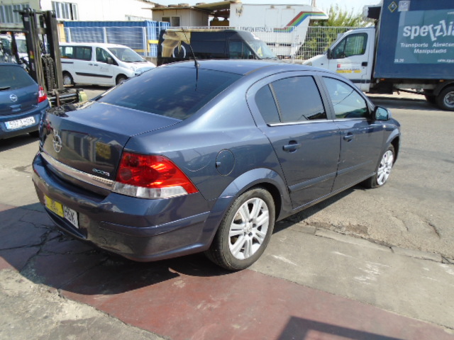 OPEL ASTRA SEDAN 1.7 CDTI 110CV