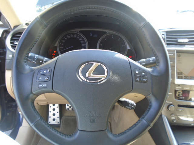 LEXUS IS220D 176CV