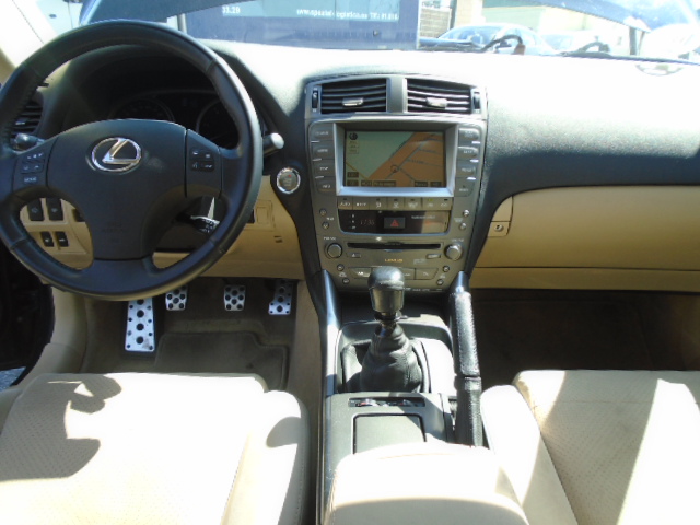 LEXUS IS220D 176CV