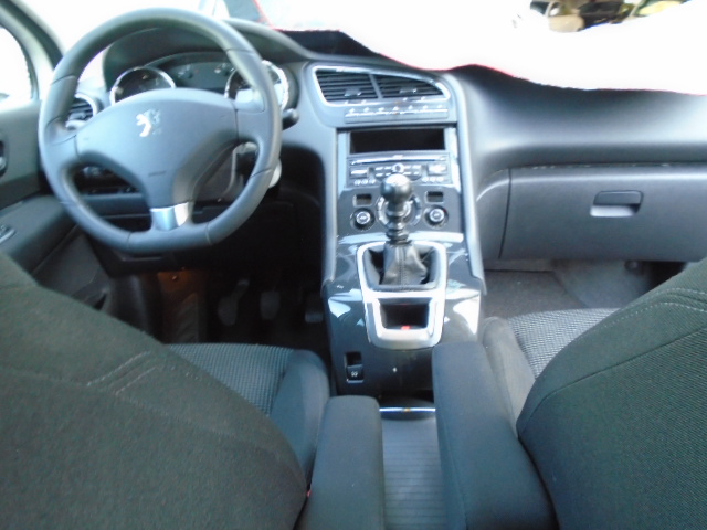 PEUGEOT 5008 2.0 HDI 150CV