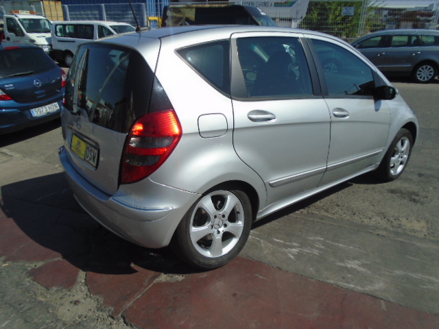 MERCEDES BENZ CLASE A 170 I 92CV