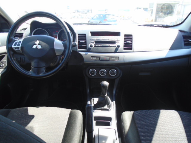 MITSUBISHi LANCER 1.5 I 110CV