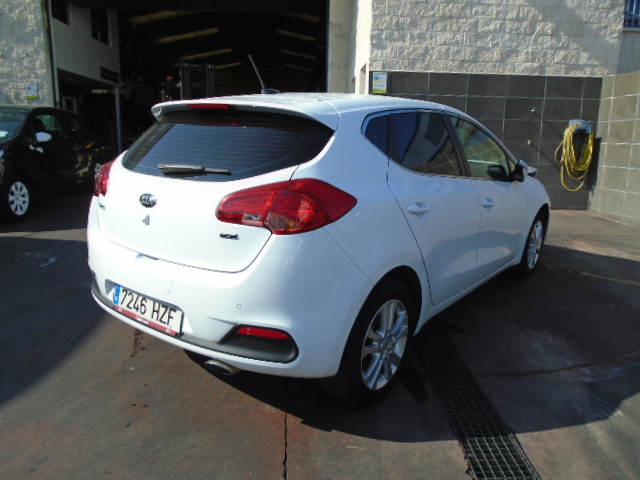 KIA CEE`D 1.4 CRDI 90CV